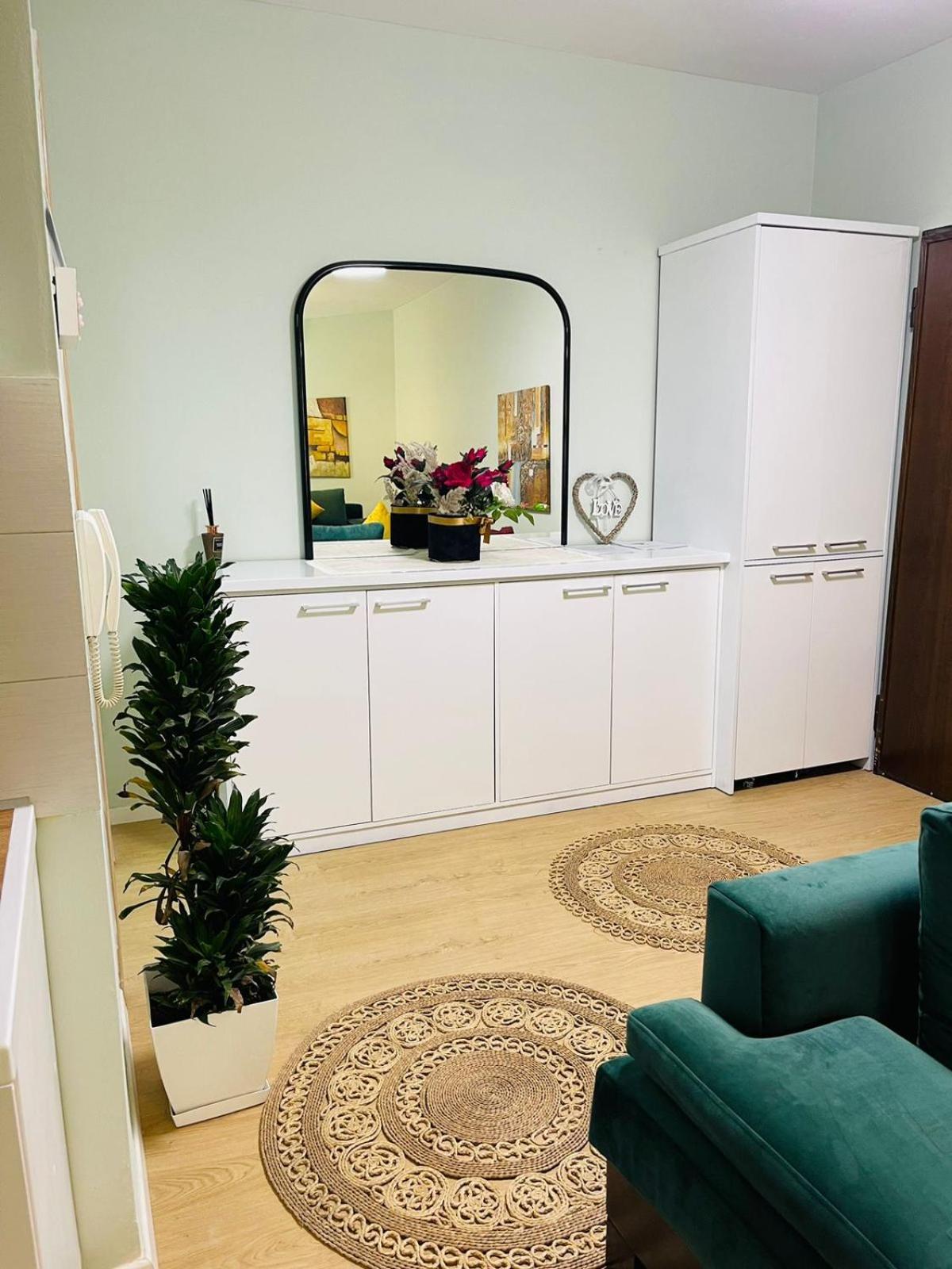 New Apartment In Center Of Tiranë Eksteriør bilde